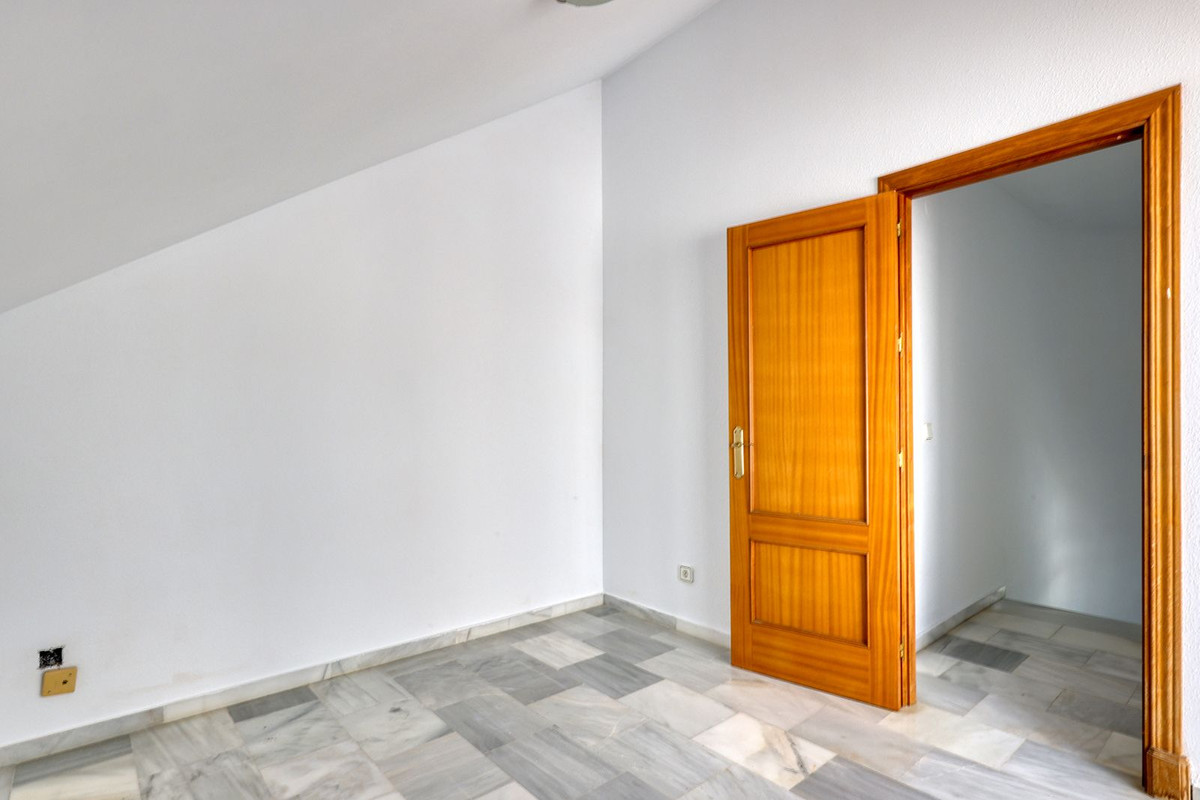 3 bedroom Townhouses for sale in Elviria – R5237515 3 bedroom Townhouses for sale in Elviria – R5237515