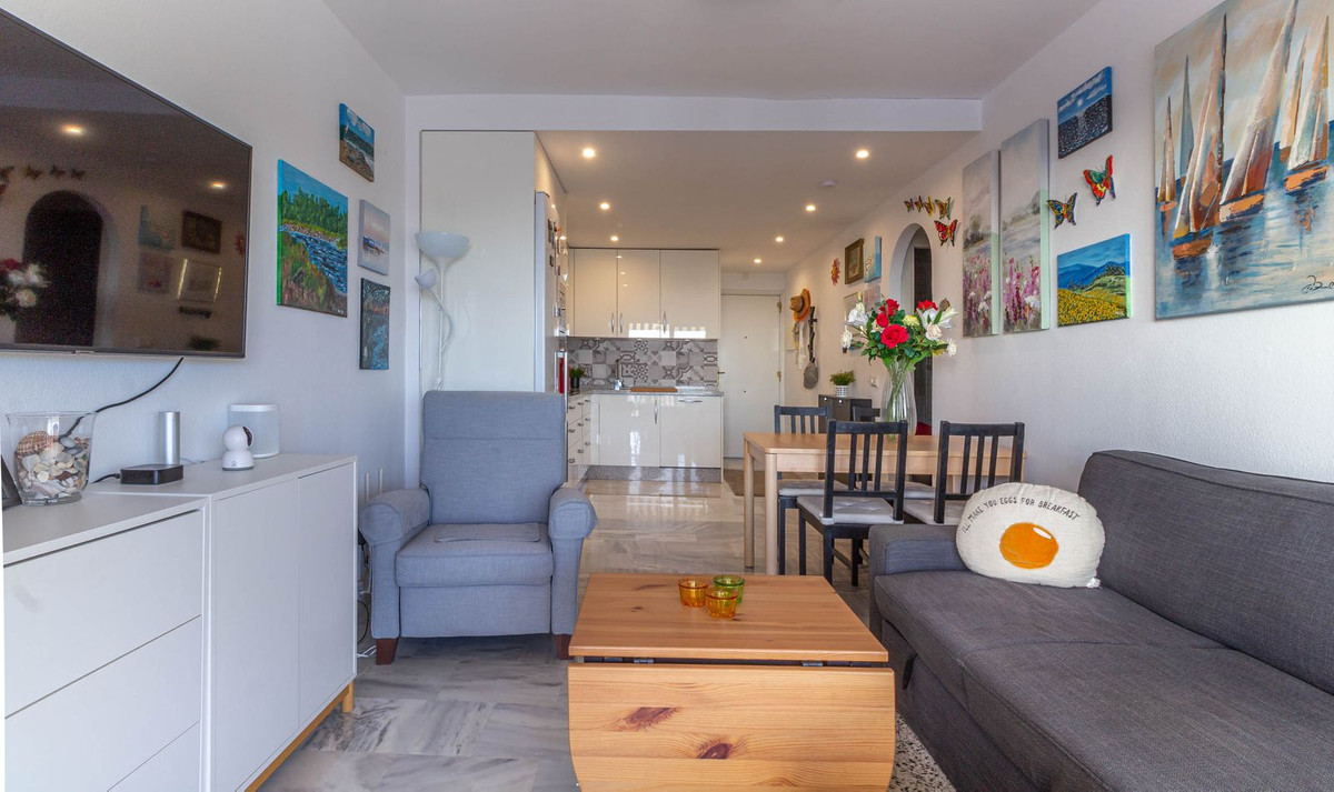 2 bedroom Apartments for sale in La Cala de Mijas – R5248657