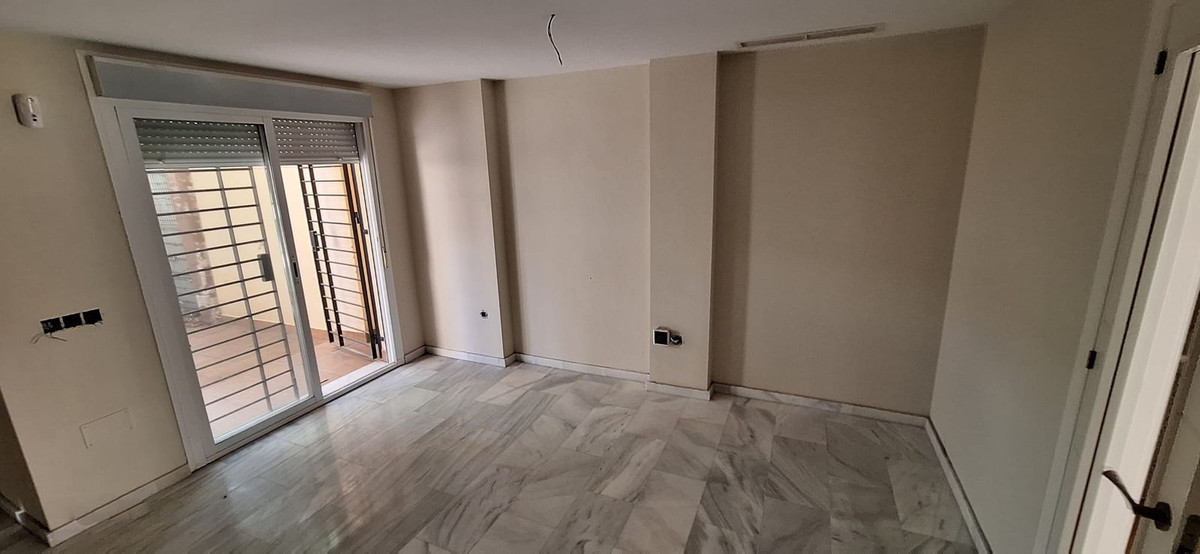 3 bedroom Townhouses for sale in Calahonda – R5255527