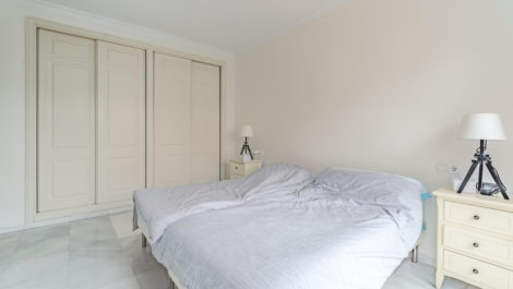 Apartamentos de 2 dormitorios en venta en Marbella – R5220412