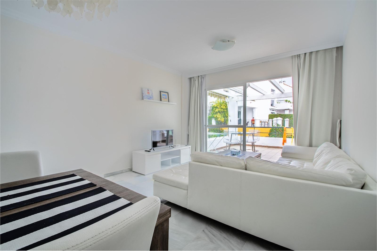 2 bedroom Apartments for sale in Marbella – R5220412