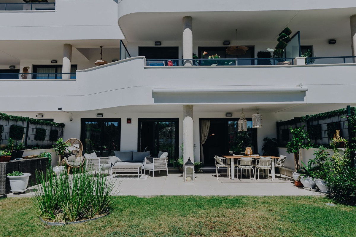 Apartamentos de 2 dormitorios en venta en Selwo – R5156191