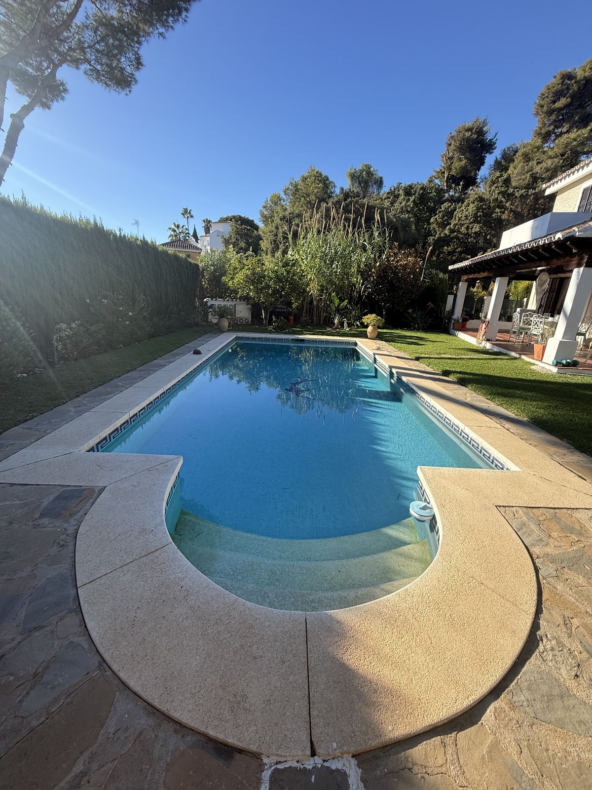 4 bedroom Villas for sale in Calahonda – R5233762