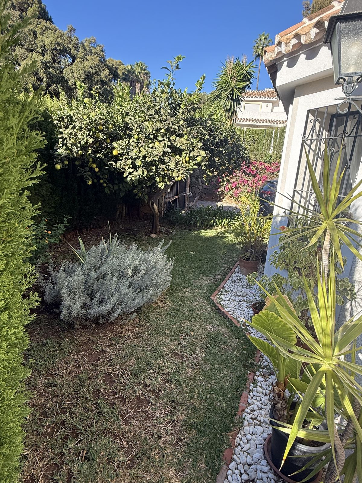 4 bedroom Villas for sale in Calahonda – R5233762