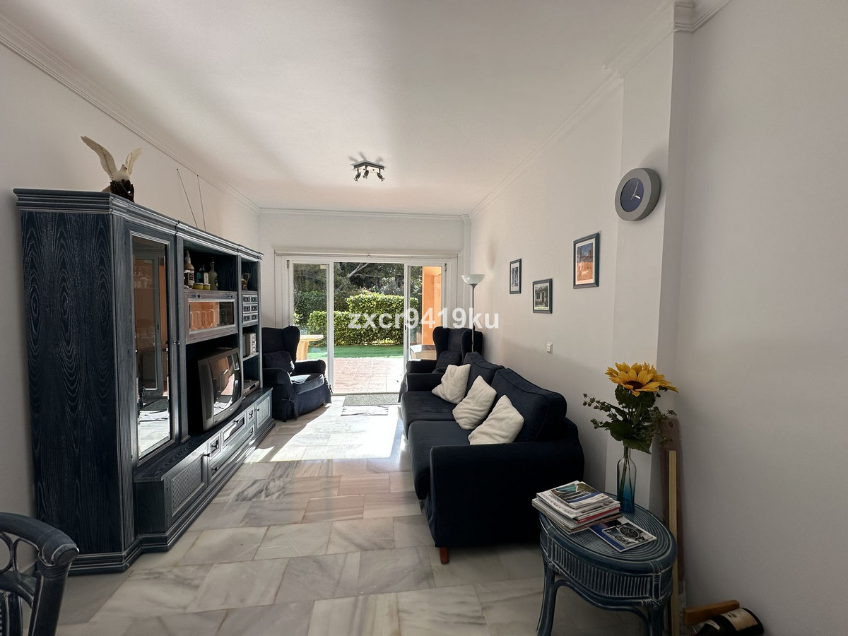 3 bedroom Apartments for sale in Carib Playa – R5259412