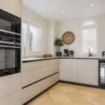 Apartamentos de 3 dormitorios en venta en Milla de Oro – R4722352