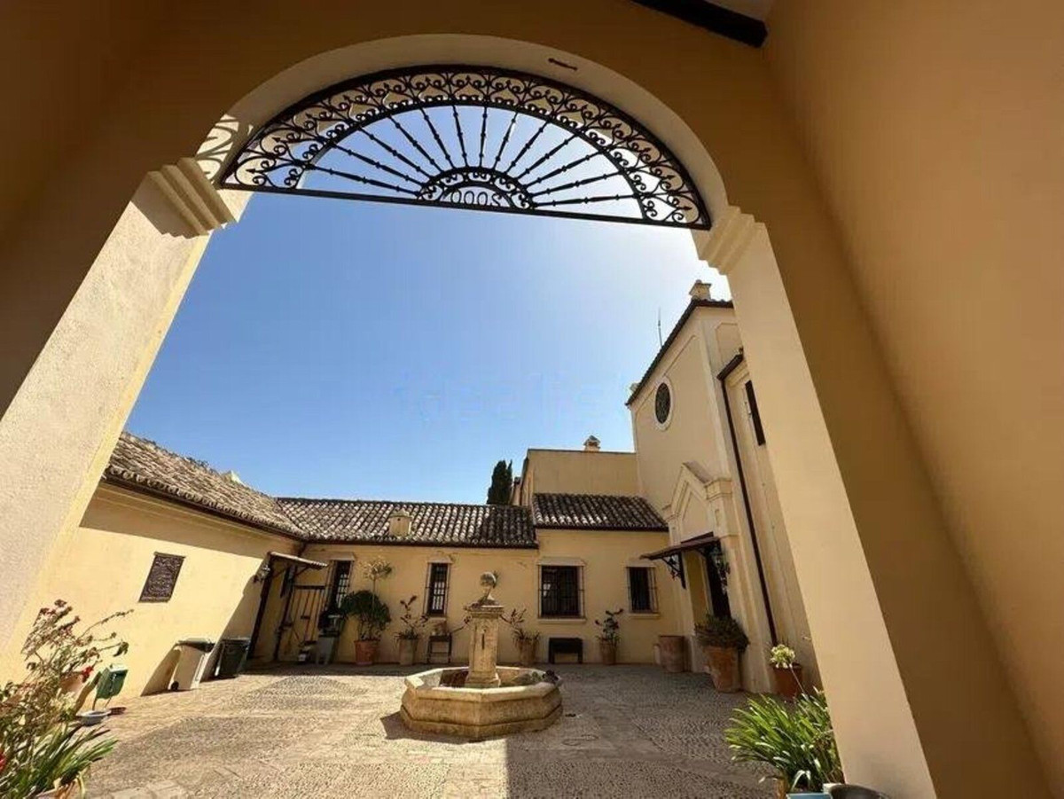 9 bedroom Villas for sale in La Mairena – R4799740 9 bedroom Villas for sale in La Mairena – R4799740