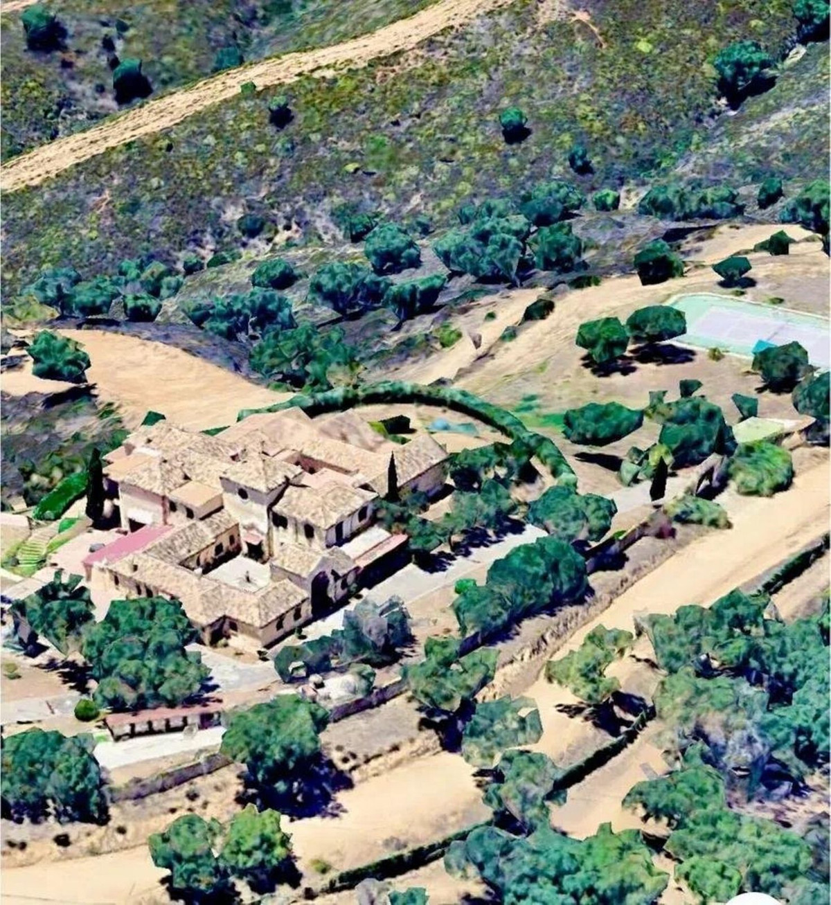 9 bedroom Villas for sale in La Mairena – R4799740 9 bedroom Villas for sale in La Mairena – R4799740