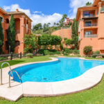 2 bedroom Apartments for sale in Monte Halcones – R5236417