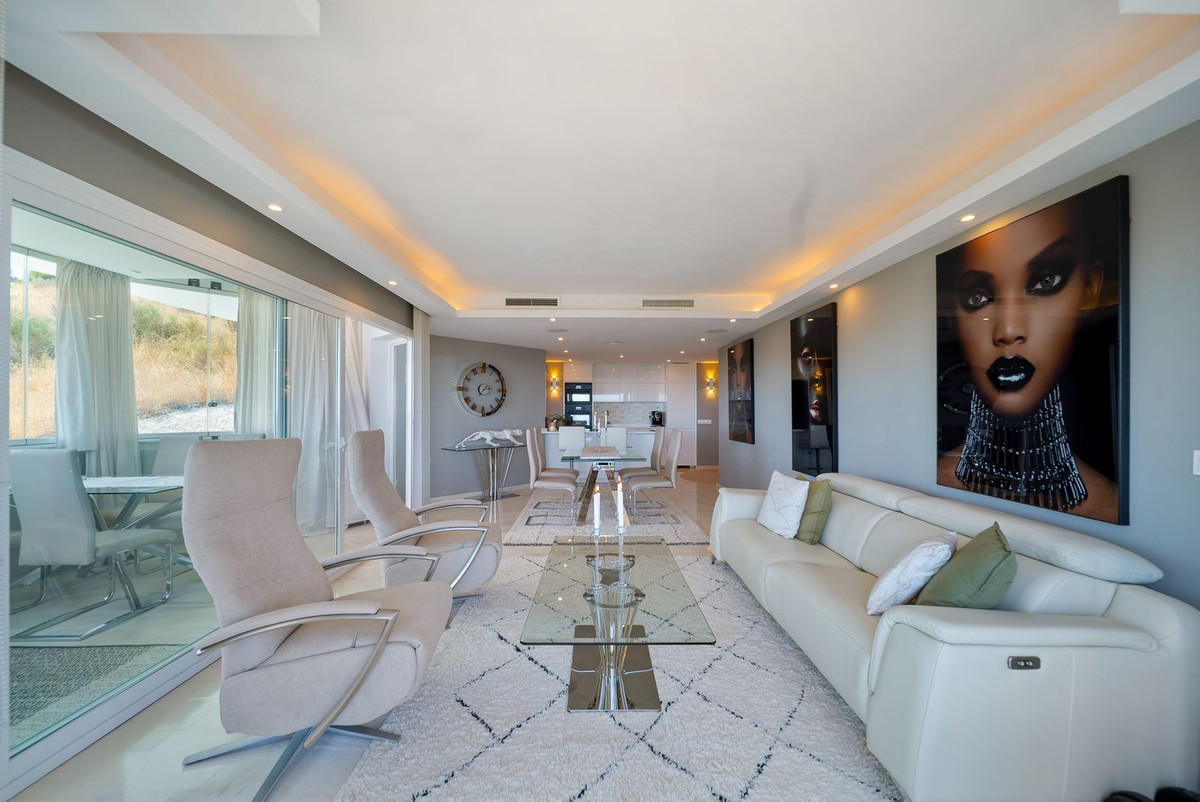 3 bedroom Penthouses for sale in Calahonda – R5229682