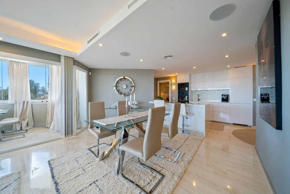 3 bedroom Penthouses for sale in Calahonda – R5229682