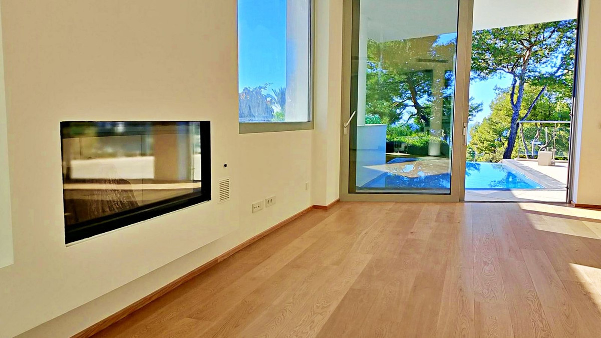 Pareados de 5 dormitorios en venta en Sierra Blanca – R5235598