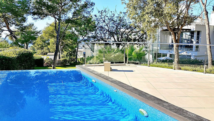 Pareados de 5 dormitorios en venta en Sierra Blanca – R5235598 en 