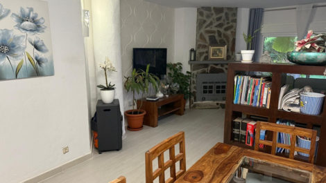 Apartamentos de 4 dormitorios en venta en Calahonda – R5226442