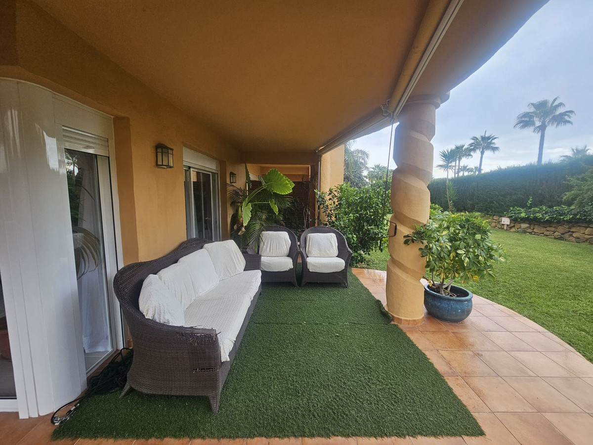 4 bedroom Apartments for sale in Calahonda – R5226442