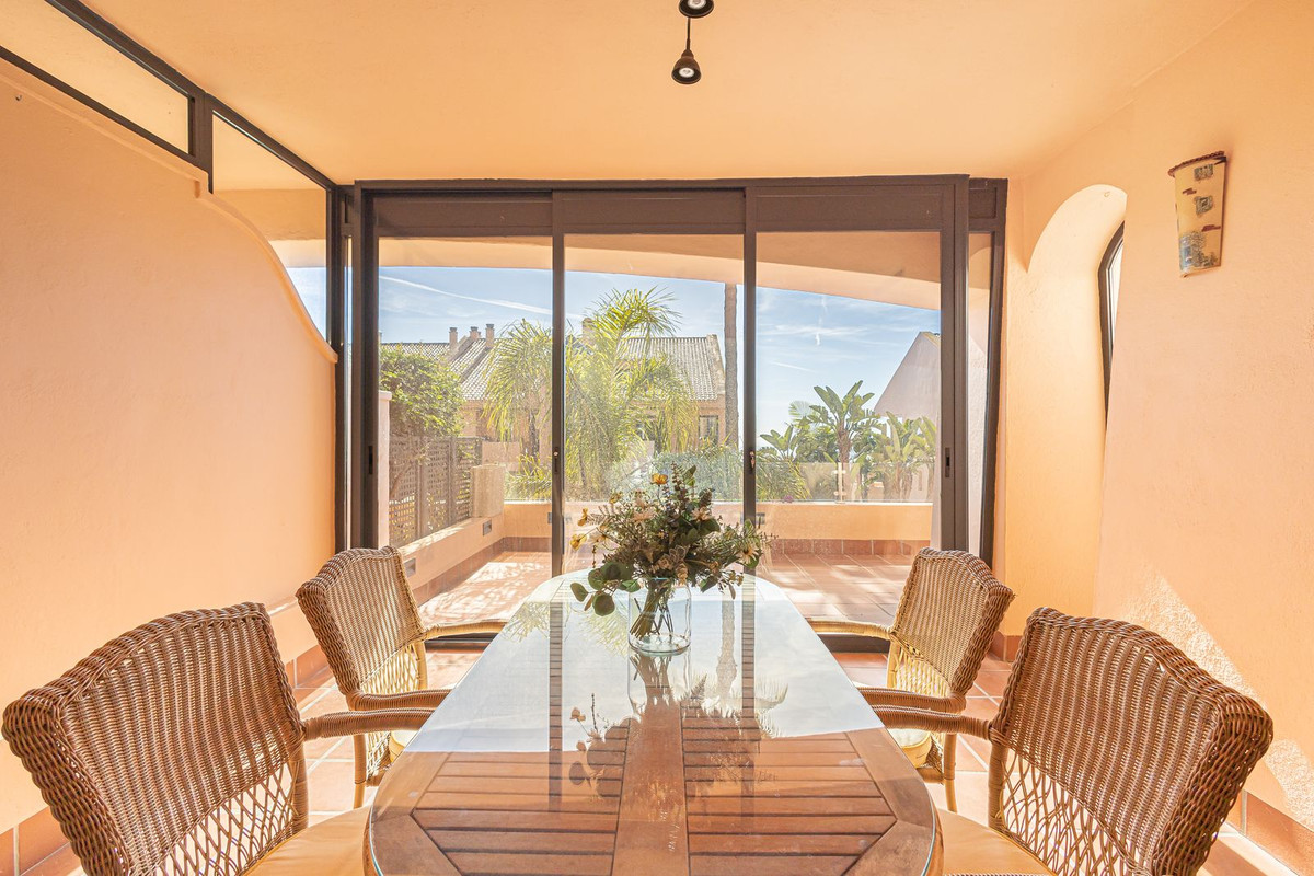 2 bedroom Apartments for sale in Calahonda – R5219713