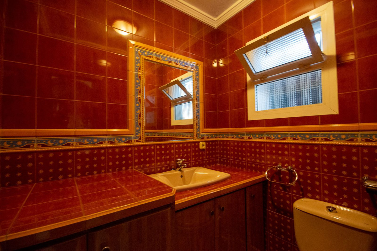 Pareados de 2 dormitorios en venta en Calahonda – R5233555