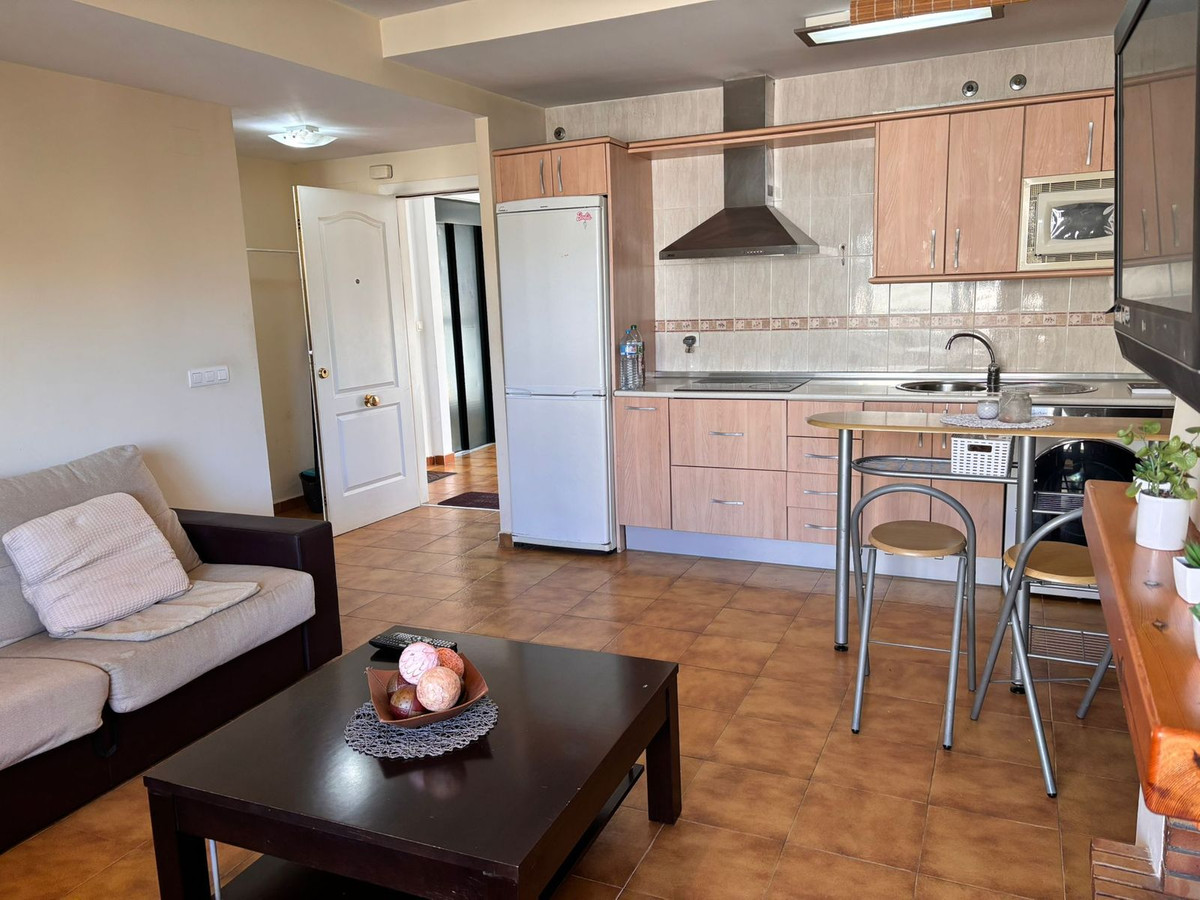 Apartamentos de 1 dormitorio en venta en Calahonda – R5234614