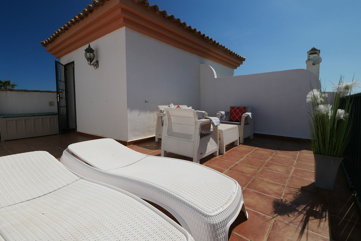 3 bedroom Semi-detached for sale in Cabopino – R5227765