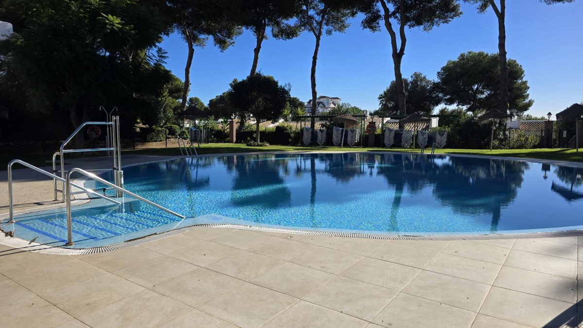 Apartments for sale in Miraflores – R5249287