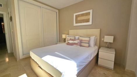 Apartamentos de 2 dormitorios en venta en Elviria – R4845691