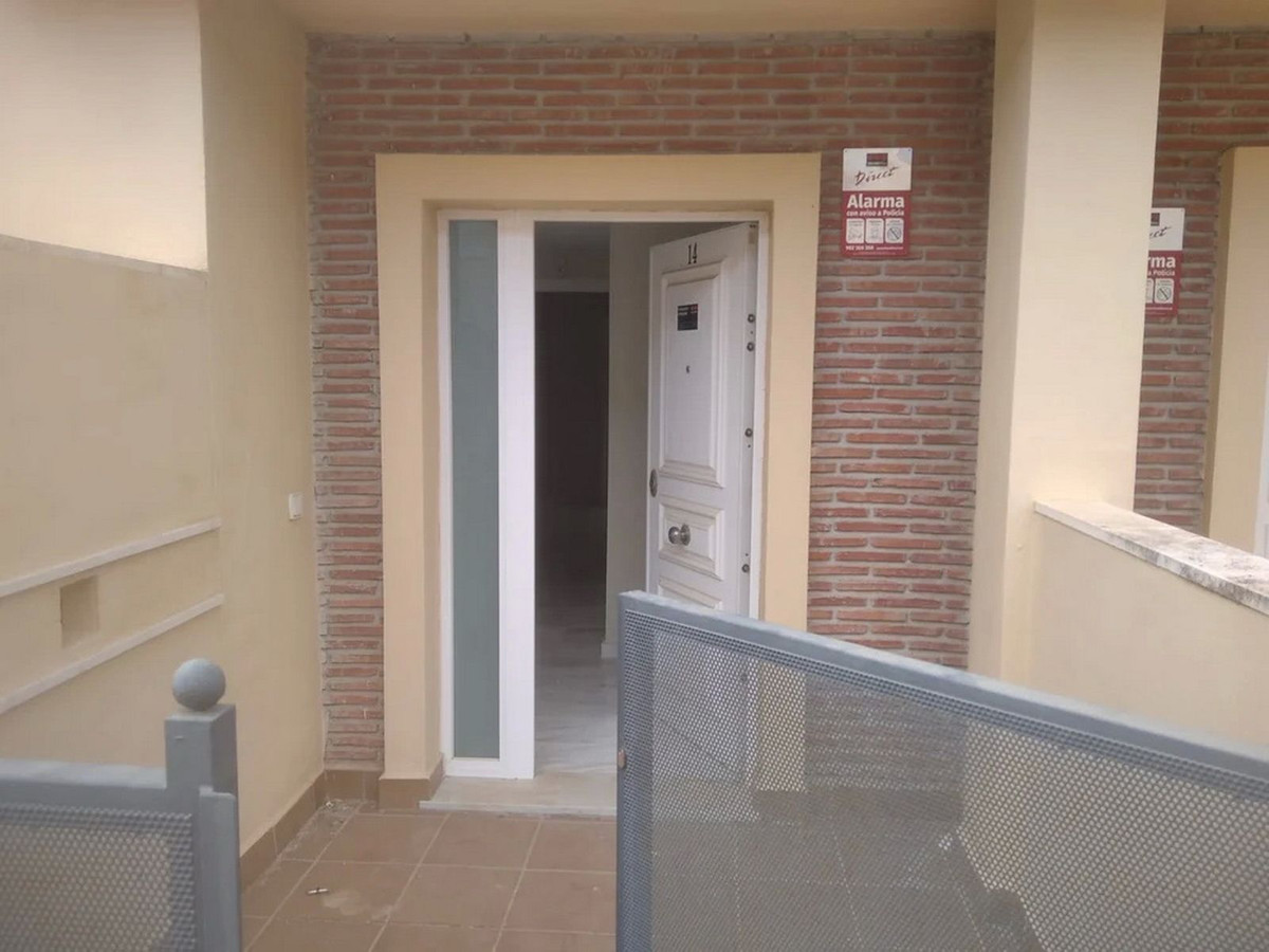 3 bedroom Townhouses for sale in Calahonda – R5051149 3 bedroom Townhouses for sale in Calahonda – R5051149