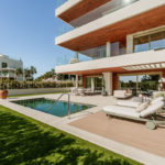 Apartamentos de 4 dormitorios en venta en Milla de Oro – R5058217