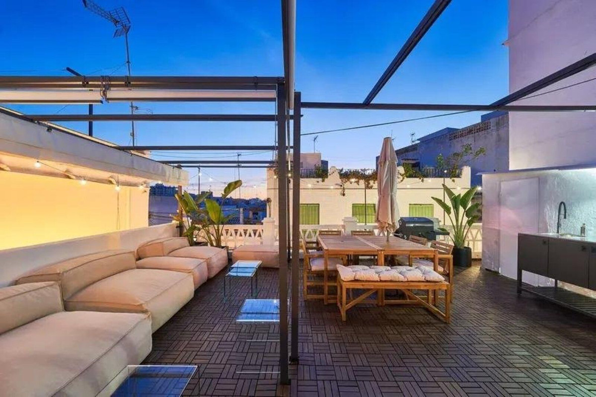 Adosados de 4 dormitorios en venta en Marbella – R5227312