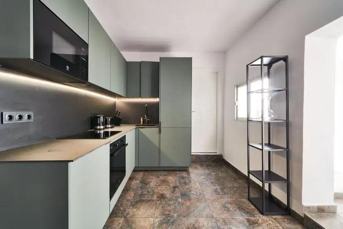 Adosados de 4 dormitorios en venta en Marbella – R5227312