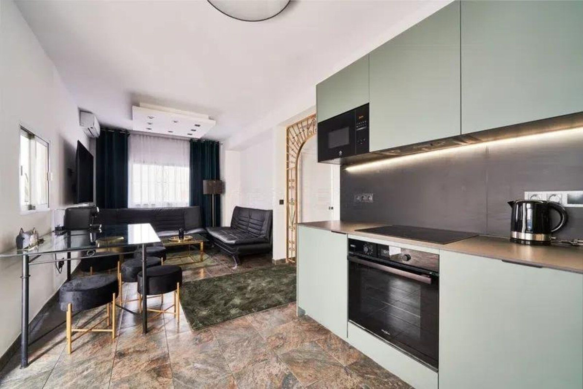 Adosados de 4 dormitorios en venta en Marbella – R5227312