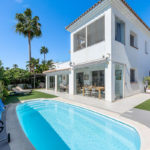 Villas de 3 dormitorios en venta en Atalaya – R5180032