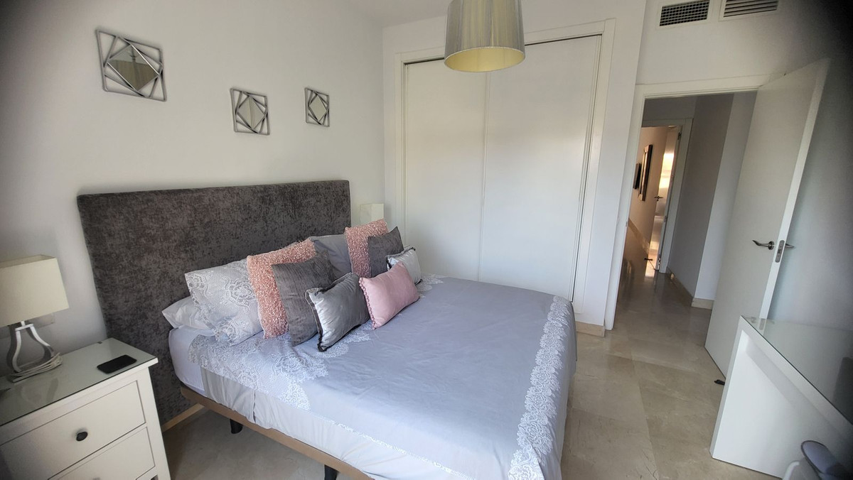 Apartamentos de 2 dormitorios en venta en Los Flamingos – R5147764