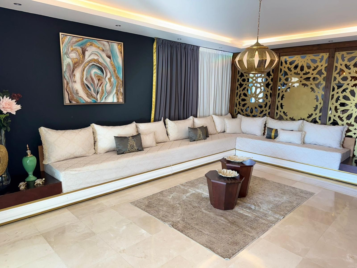 4 bedroom Villas for sale in Marbella – R5222122 4 bedroom Villas for sale in Marbella – R5222122