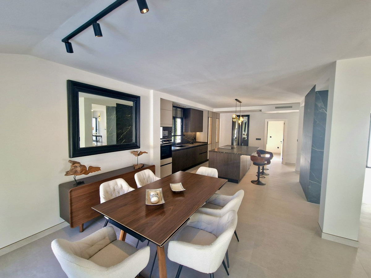 5 bedroom Villas for sale in Marbella – R5186416 5 bedroom Villas for sale in Marbella – R5186416