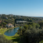 Apartamento de 3 dormitorios en venta en Elviria Hills – R5250313