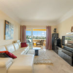 Apartamento de 3 dormitorios en venta en Elviria Hills – R5250313