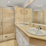 Apartamento de 3 dormitorios en venta en Elviria Hills – R5250313