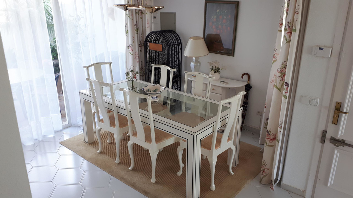 Pareados de 3 dormitorios en venta en Miraflores – R4854655