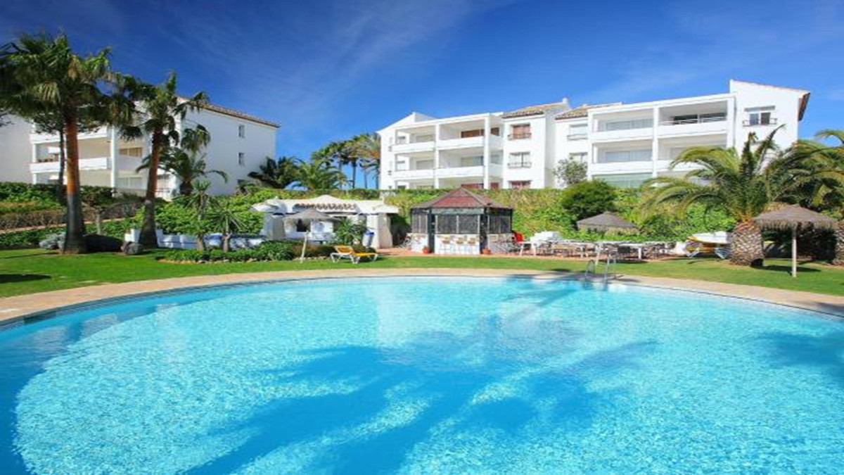 Pareados de 3 dormitorios en venta en Miraflores – R4854655