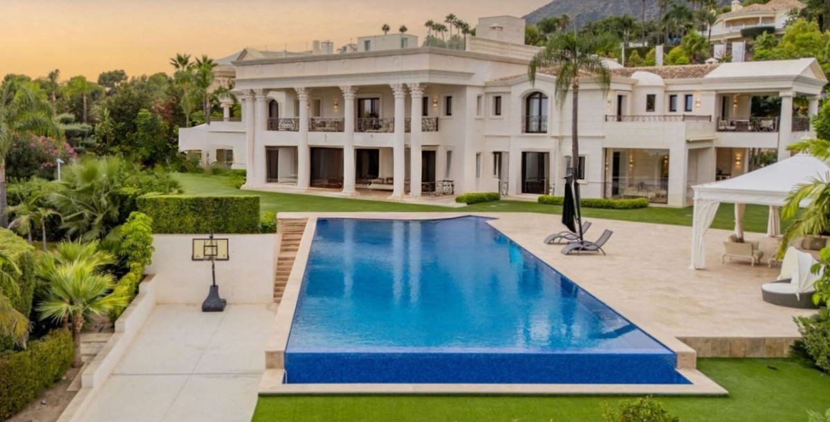 10 bedroom Villas for sale in Sierra Blanca – R5251867 10 bedroom Villas for sale in Sierra Blanca – R5251867