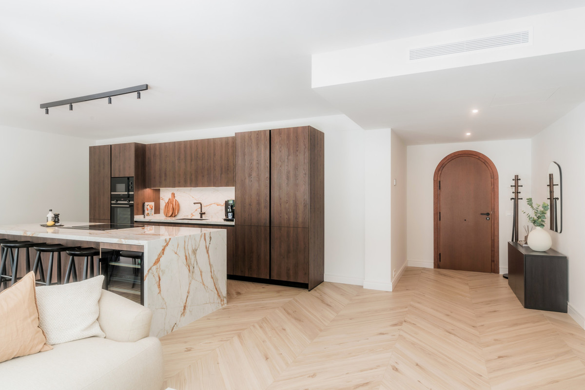 4 bedroom Apartments for sale in Milla de Oro – R5253784