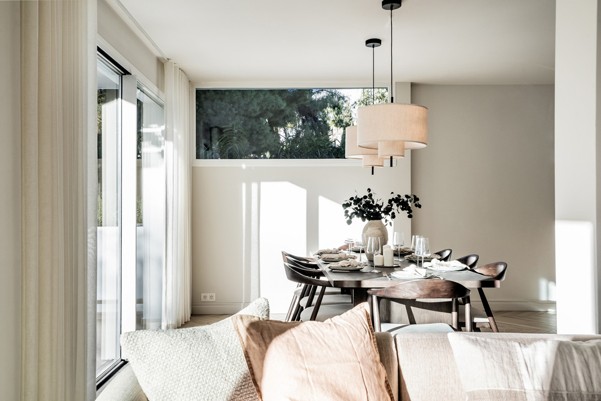 4 bedroom Apartments for sale in Milla de Oro – R5253784