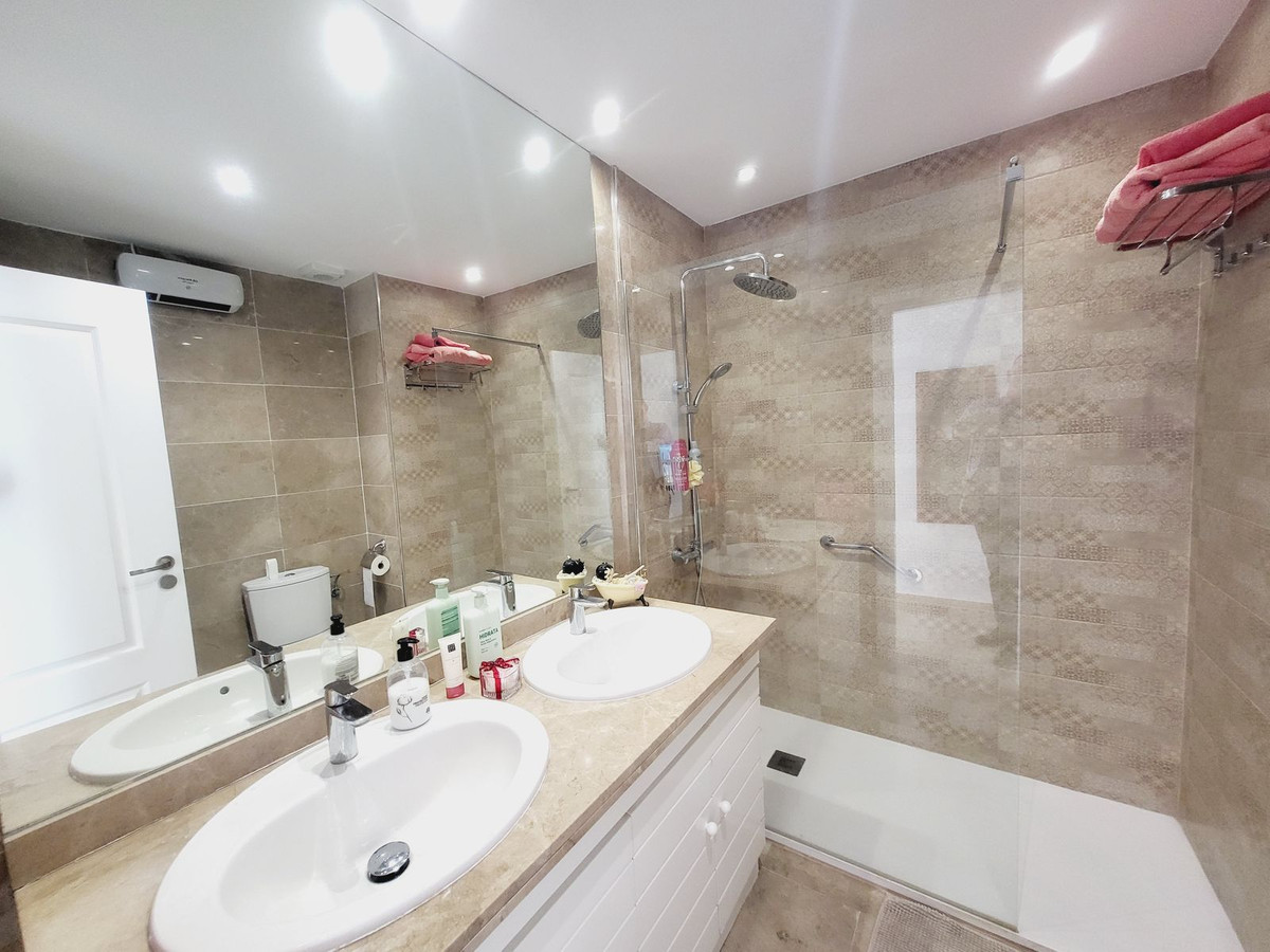 2 bedroom Penthouses for sale in Miraflores – R5237455 2 bedroom Penthouses for sale in Miraflores – R5237455