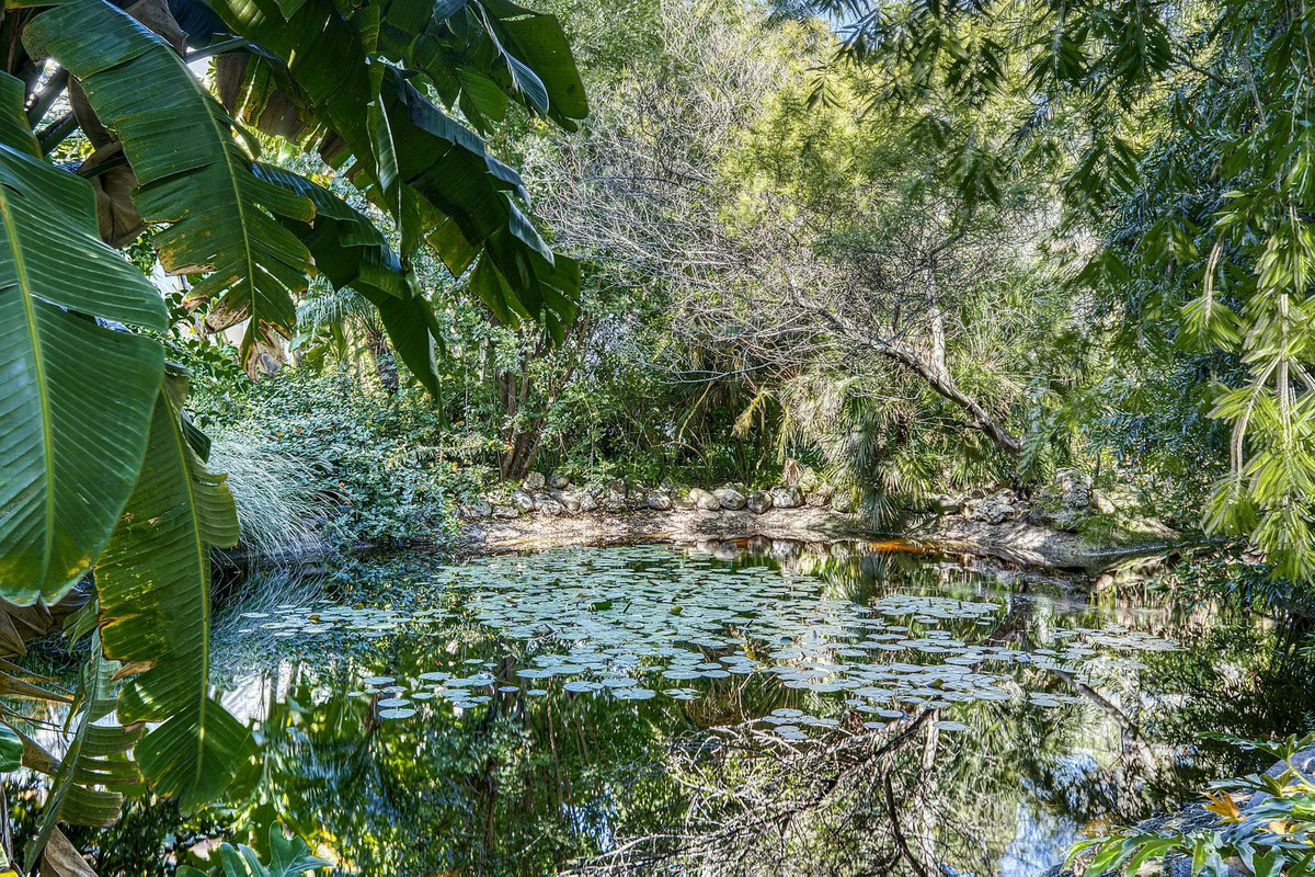 4 bedroom Apartments for sale in Guadalmina Baja – R5221423