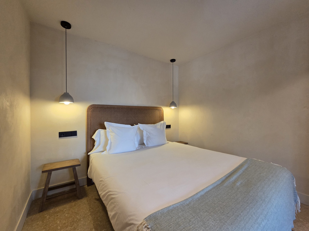 1 bedroom Apartments for sale in Marbella – R5174050