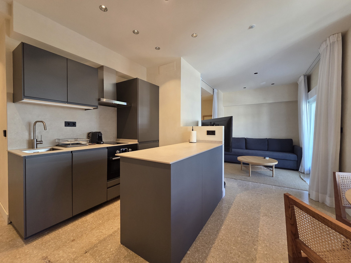 1 bedroom Apartments for sale in Marbella – R5174050