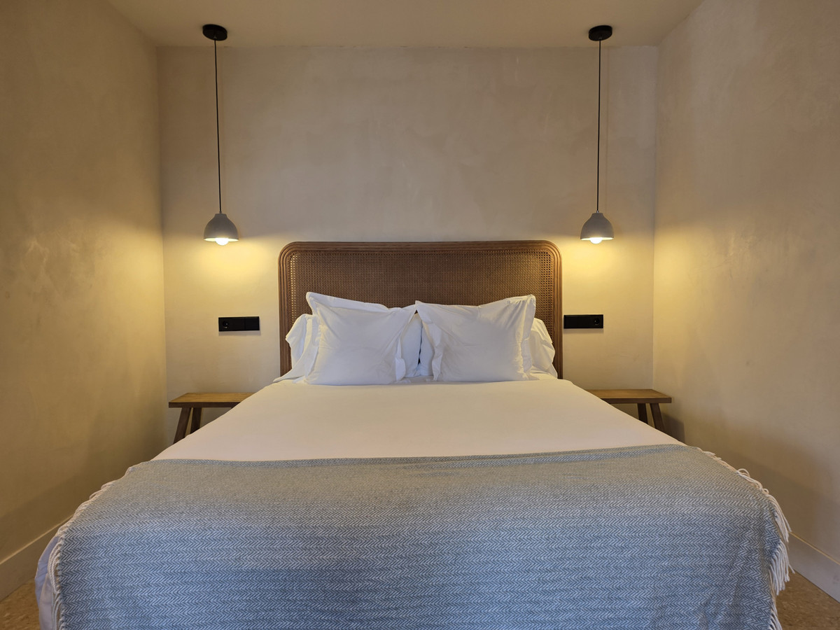 1 bedroom Apartments for sale in Marbella – R5174050