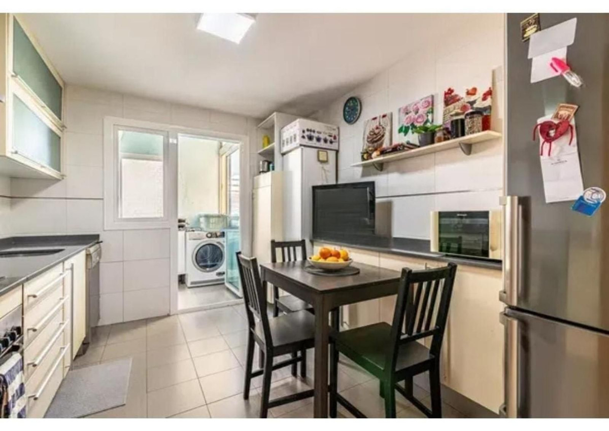 Apartamentos de 3 dormitorios en venta en Selwo – R5133526