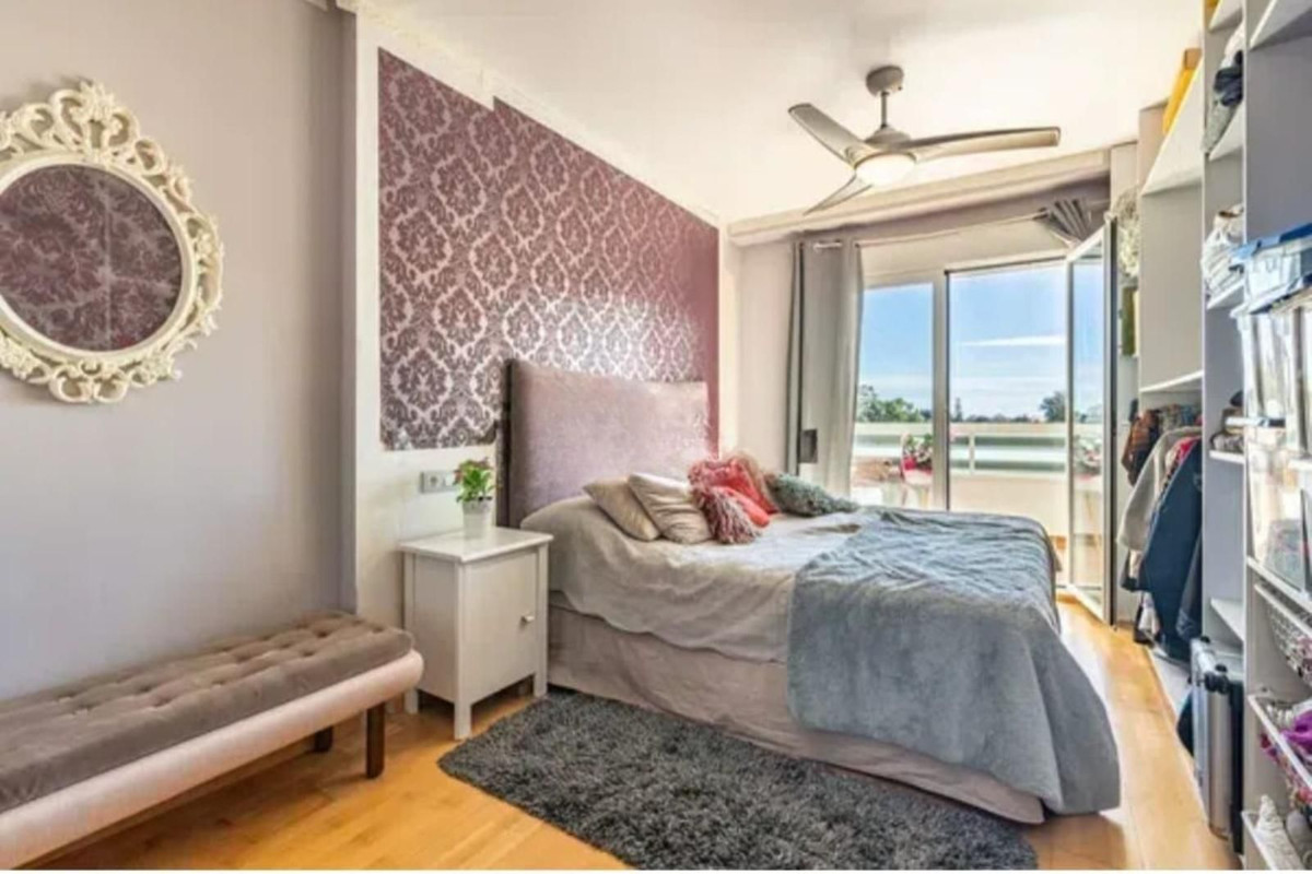 Apartamentos de 3 dormitorios en venta en Selwo – R5133526