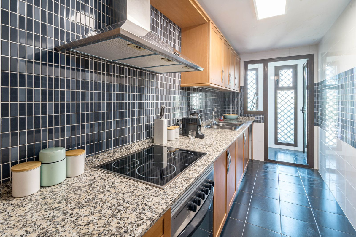 Apartamentos de 2 dormitorios en venta en Selwo – R5137930